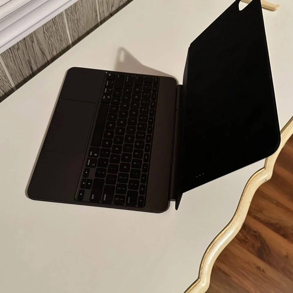 Apple Magic Keyboard for the M4 13” iPad Pro